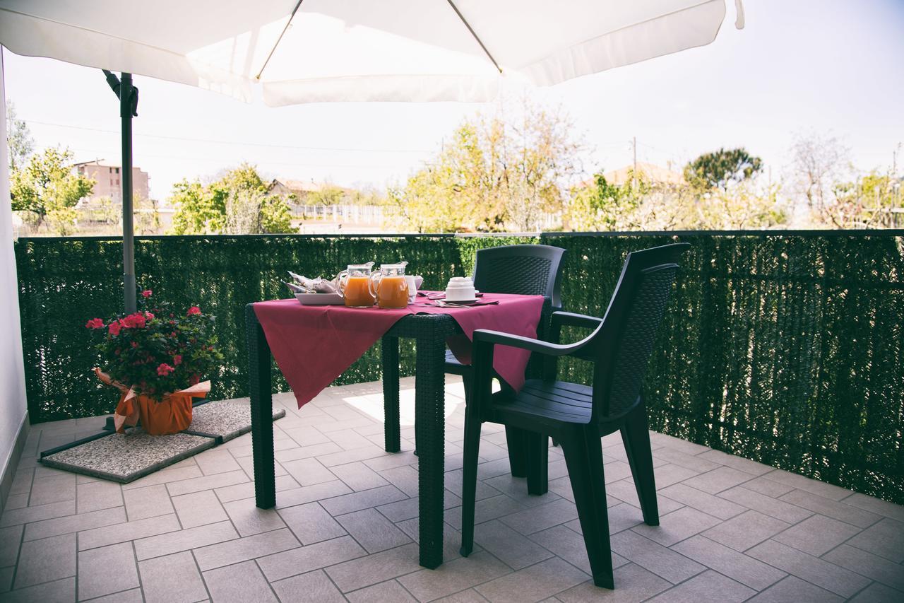 Alba Magica Bed & Breakfast อาเจโรลา ภายนอก รูปภาพ