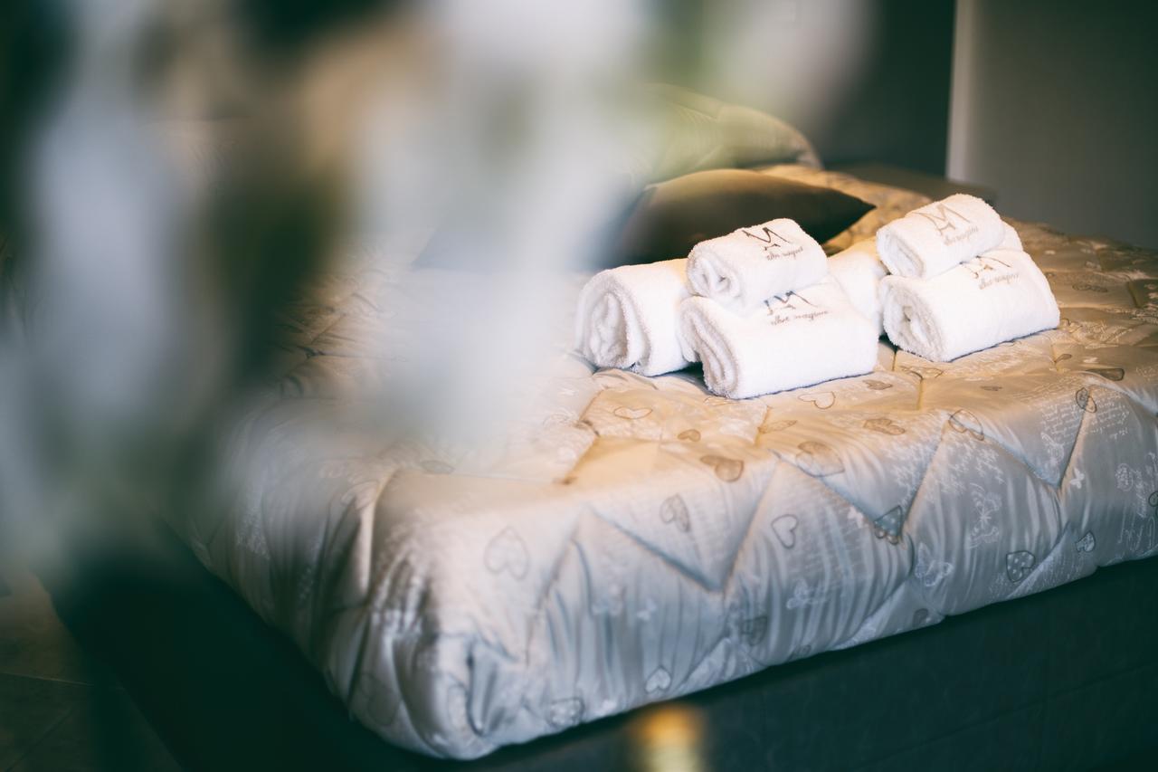 Alba Magica Bed & Breakfast อาเจโรลา ภายนอก รูปภาพ